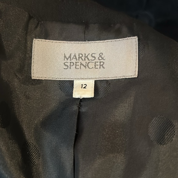 GORGEOUS MARKS&SPENCER BLACK BLAZER SIZE 12 - Picture 13 of 13